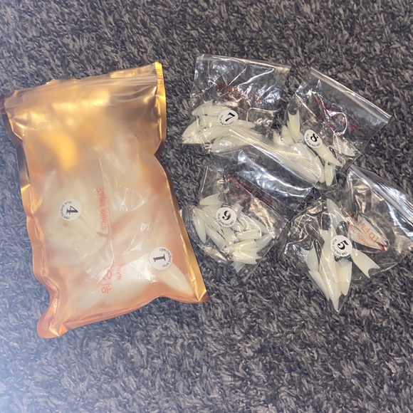 •Acrylic Nail Starter Kit Bundle• - Picture 4 of 10